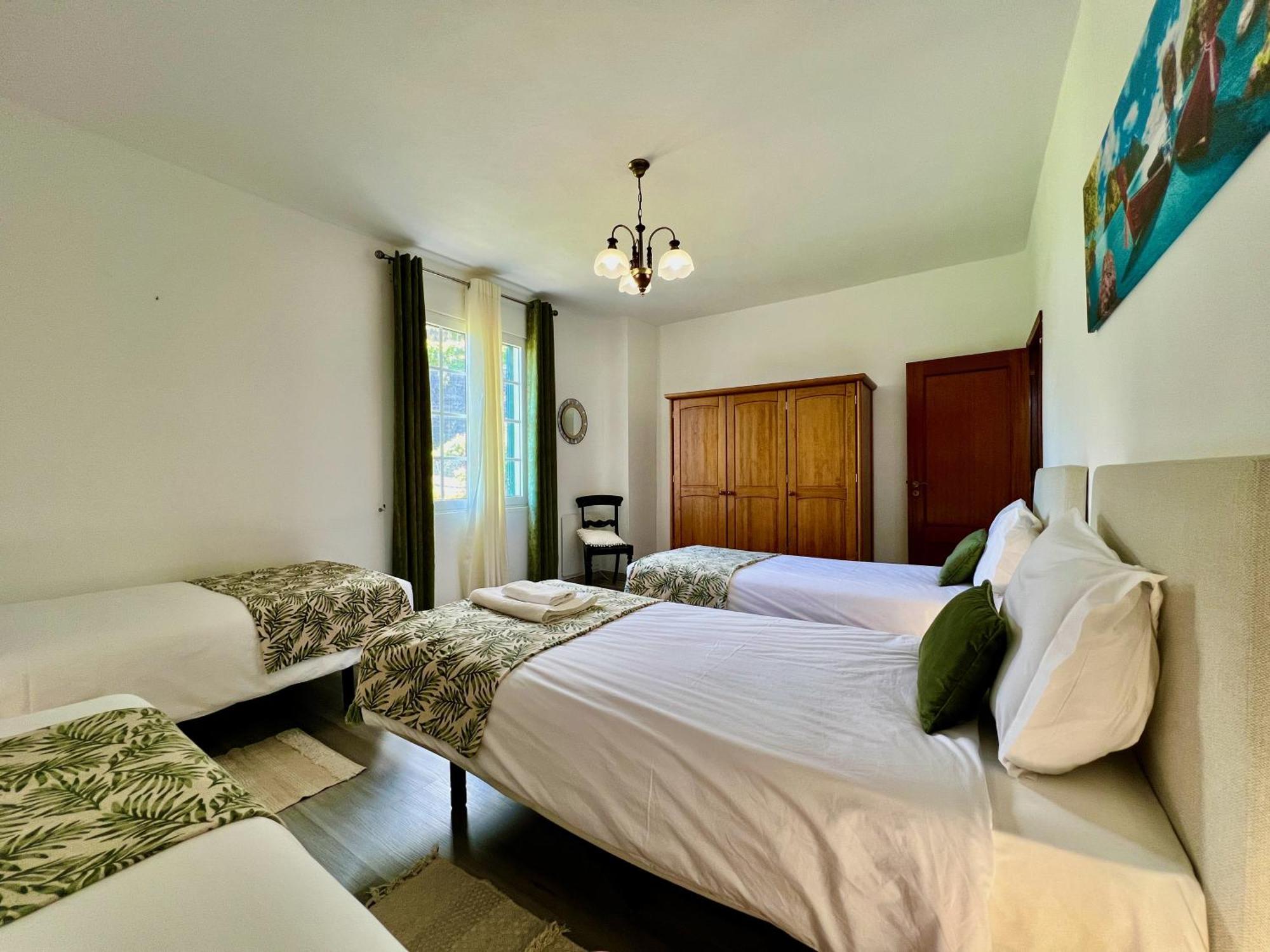 Gouveia Cottage Seixal  Luaran gambar